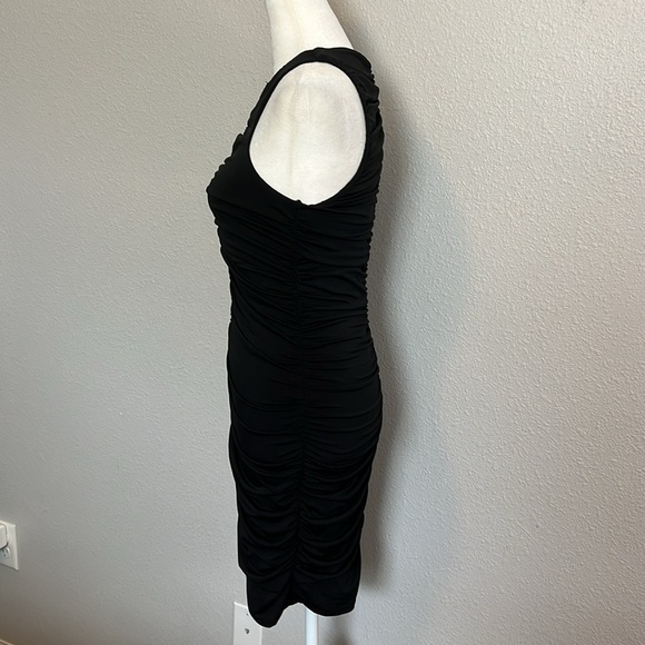 Abercrombie Bodycon Ruched Keyhole Black Dress Size Small - Picture 6 of 8